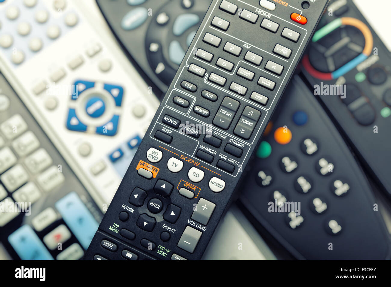 Dettaglio del telecomando utilizzato controllo del televisore Foto Stock