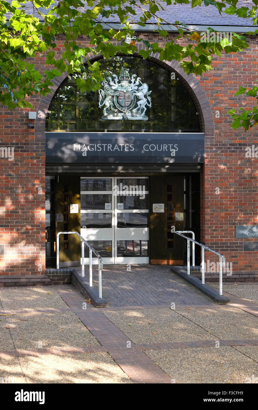 Norwich MAGISTRATES COURT ingresso, bishopgate, Norfolk, Inghilterra Foto Stock