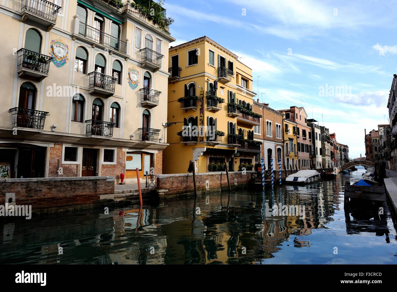 Bella vecchi palazzi lungo il rio de San Vio. Dorsoduro, Venezia, veneto, Italia, Europa. Foto Stock