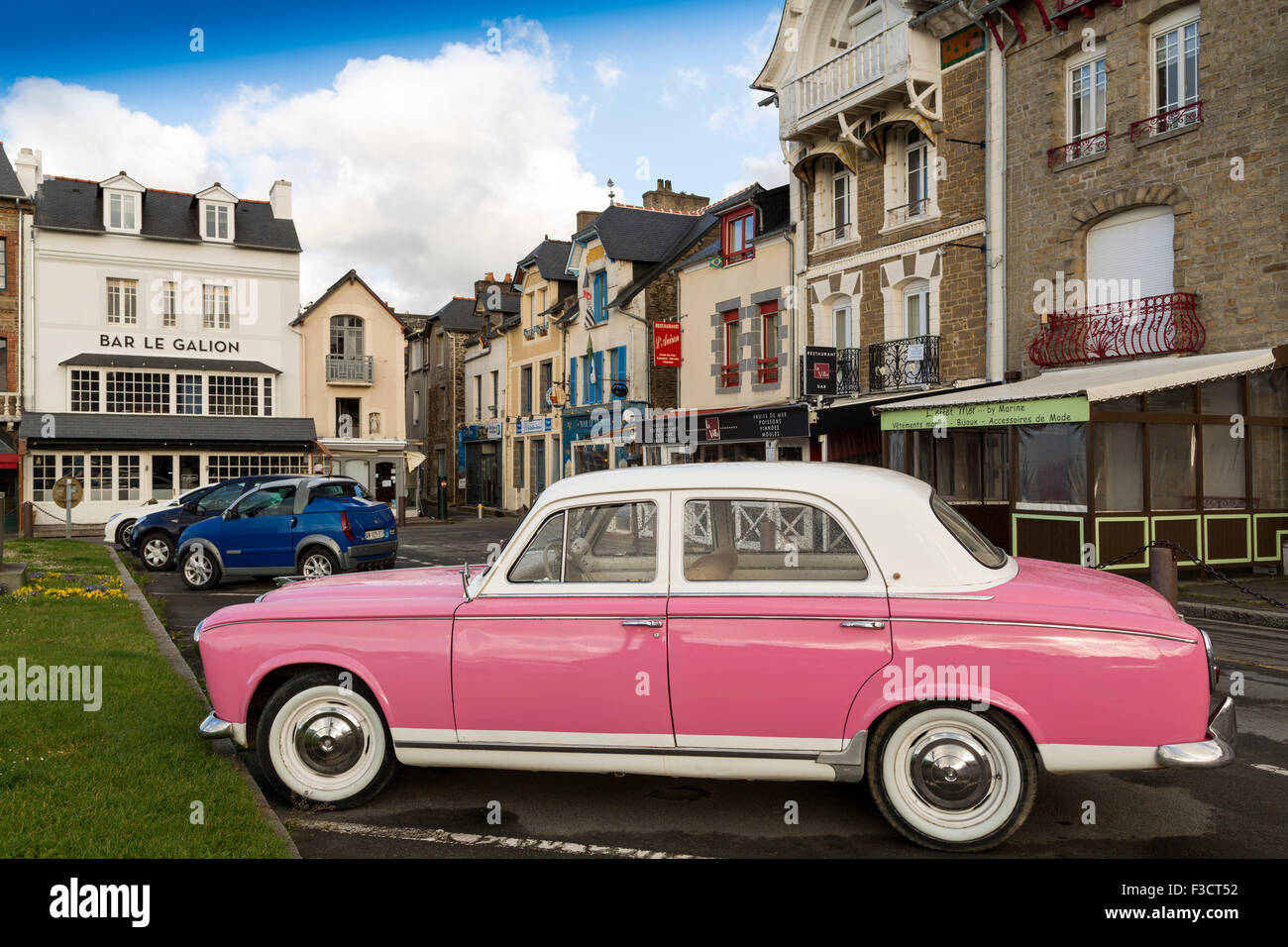 Porta di ostriche di Cancale della Bretagna Francese Francia Europa Foto Stock