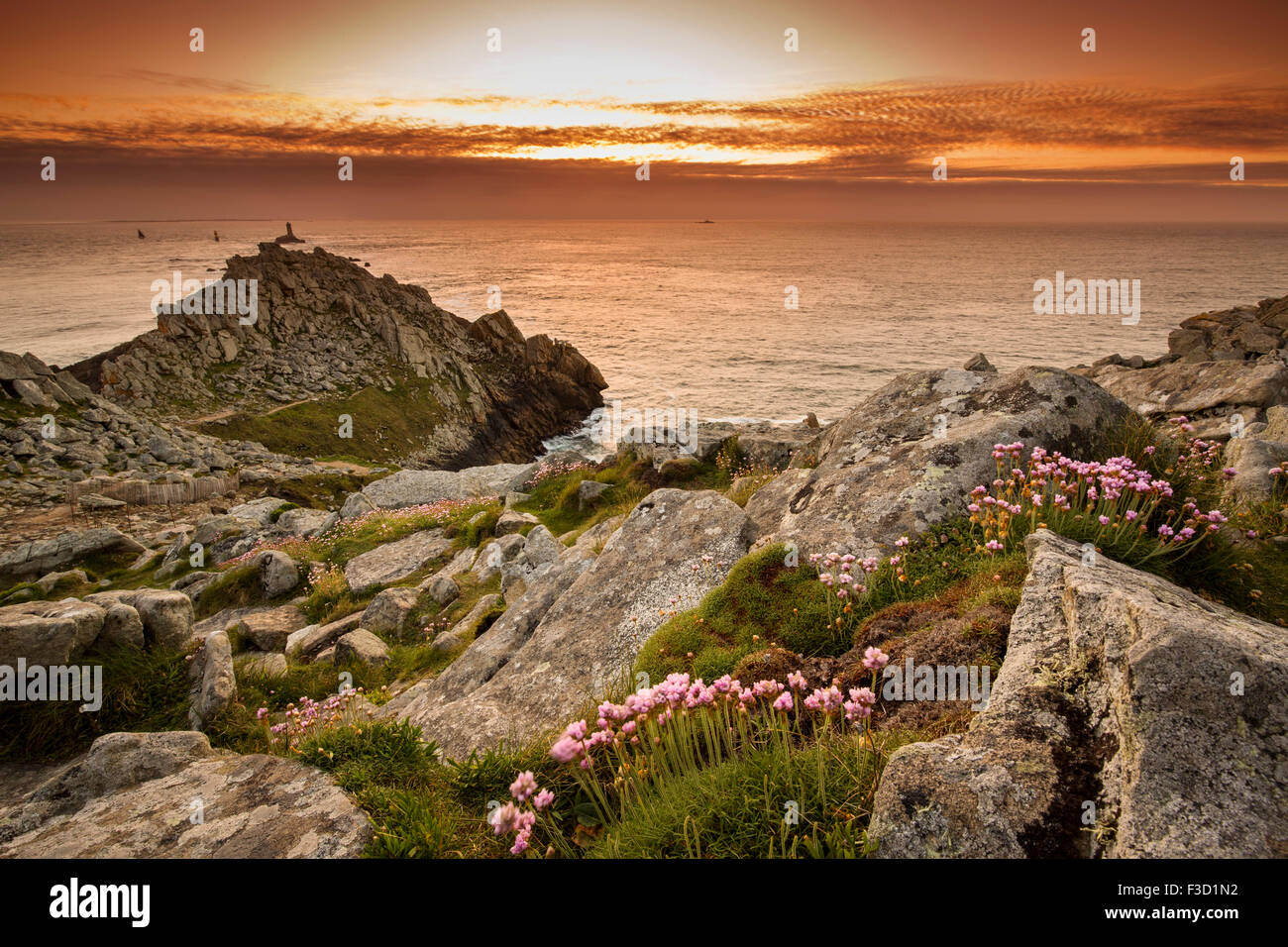 Sunset Pointe du Raz Finistere Bretagna francese Francia Europa Foto Stock