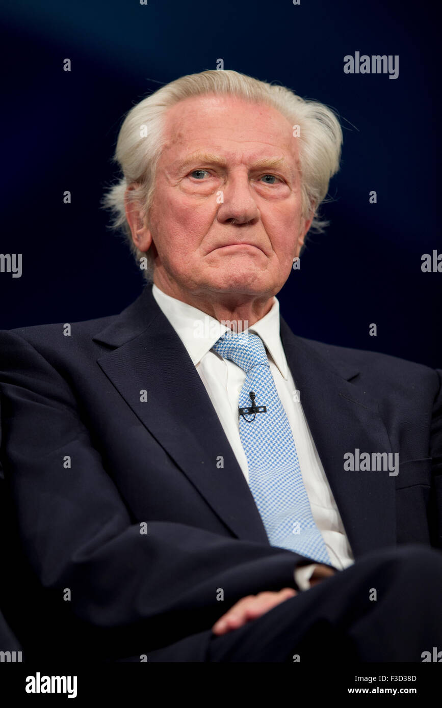 Manchester, Regno Unito. Il 5 ottobre 2015. Michael Heseltine assiste il giorno 2 del 2015 Congresso del Partito Conservatore di Manchester. Credito: Russell Hart/Alamy Live News. Foto Stock