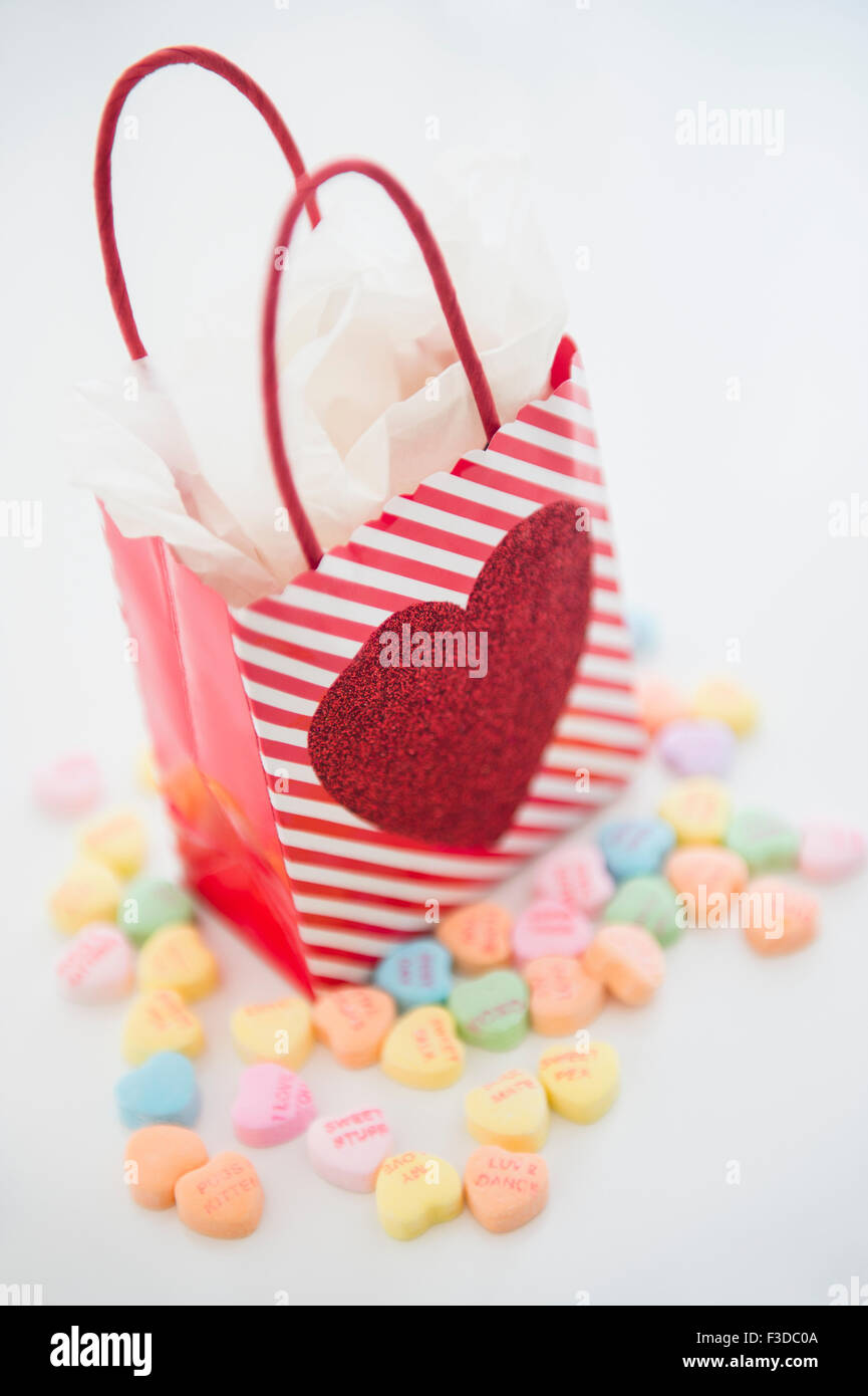 Borsa regalo con caramelle Foto Stock