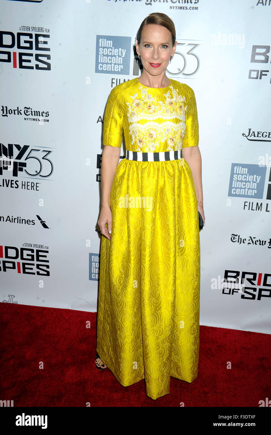 Amy Ryan alla premiere di 'Ponte di Spies' nella 53a New York Film Festival. New York, 4 ottobre 2015./picture alliance Foto Stock