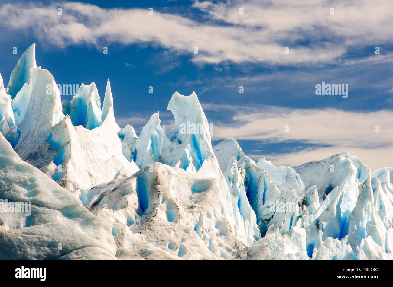 Ghiacciaio Perito Moreno scogliere di ghiaccio, Perito Moreno National Park, Patagonia, Argentina, Sud America Foto Stock
