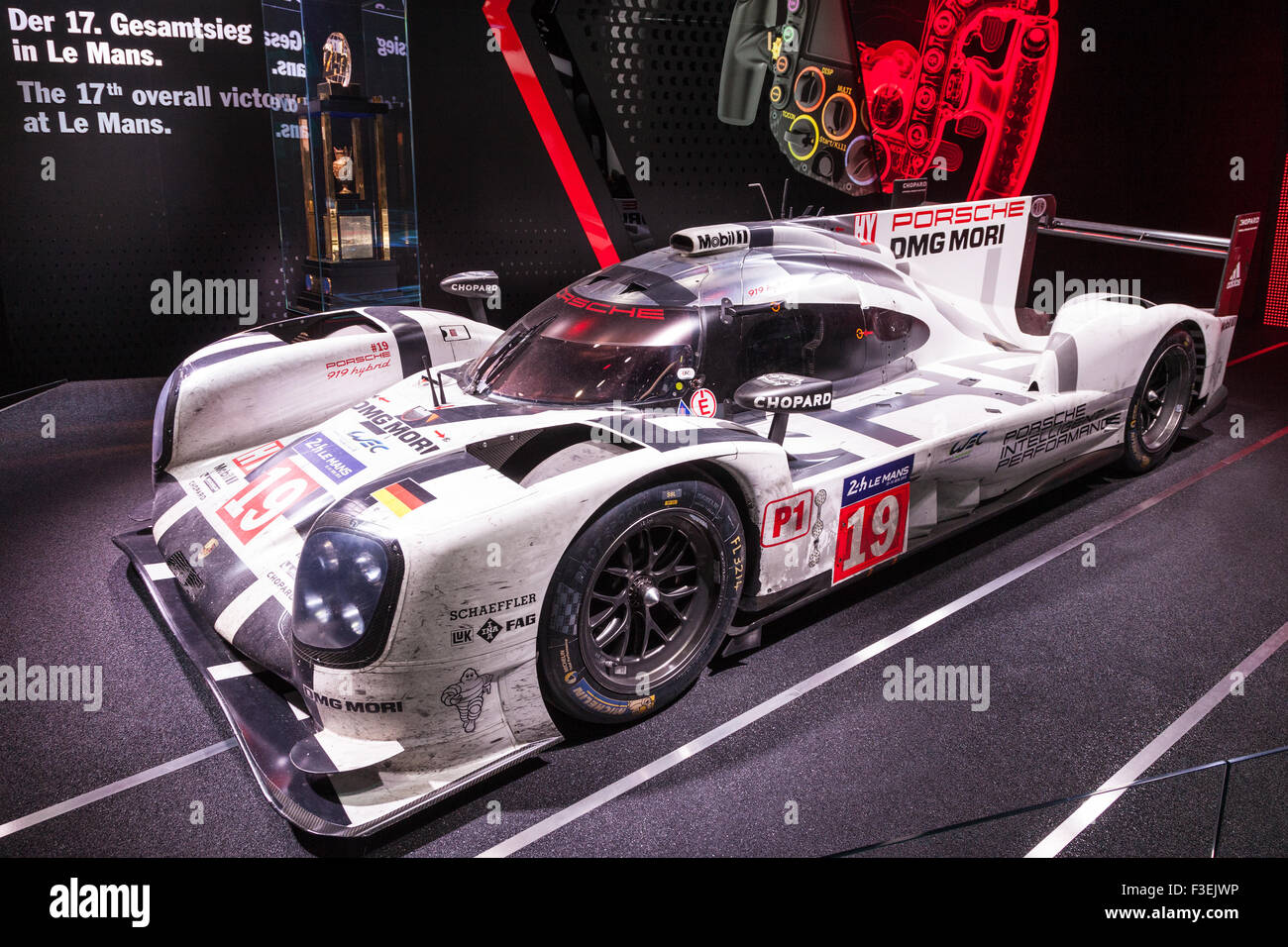 Porsche 919 Hybrid gara di Le Mans auto presso la IAA International Motor Show 2015 Foto Stock