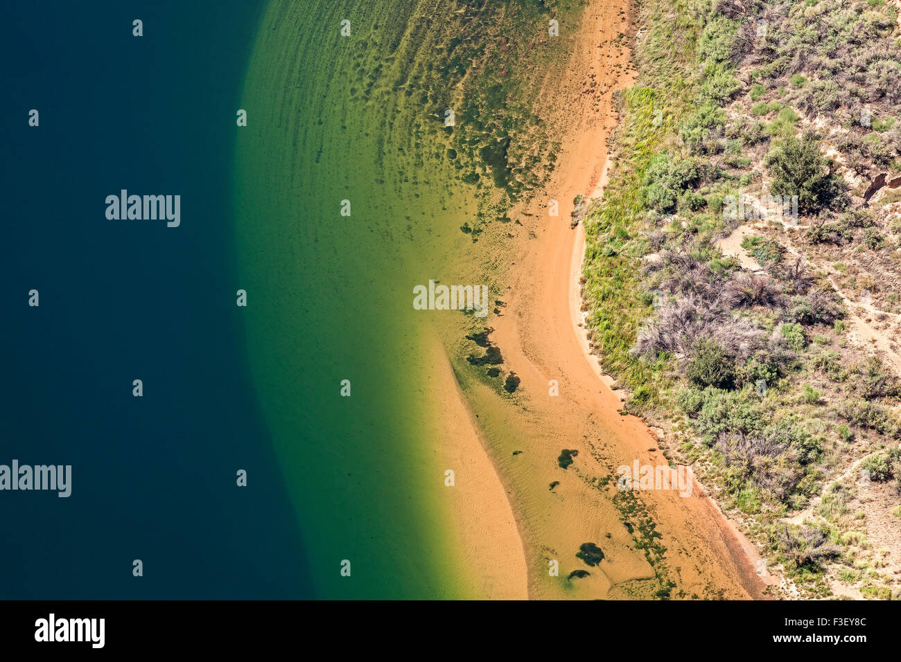 Vista aerea del Fiume Colorado, abstract sfondo naturale, piegare a ferro di cavallo in Arizona, Stati Uniti. Foto Stock