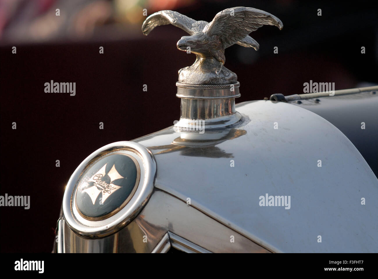 Mascotte per auto Flying Eagle, ornamento cofano auto, tappo radiatore, auto d'epoca, auto classica, auto vecchia, auto d'epoca Foto Stock