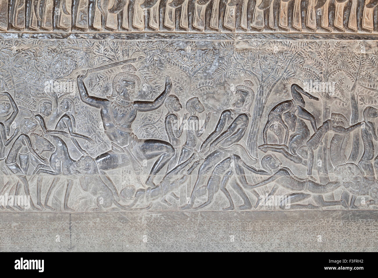 Bassorilievi sulla galleria meridionale di Angkor Wat, Cambogia Foto Stock
