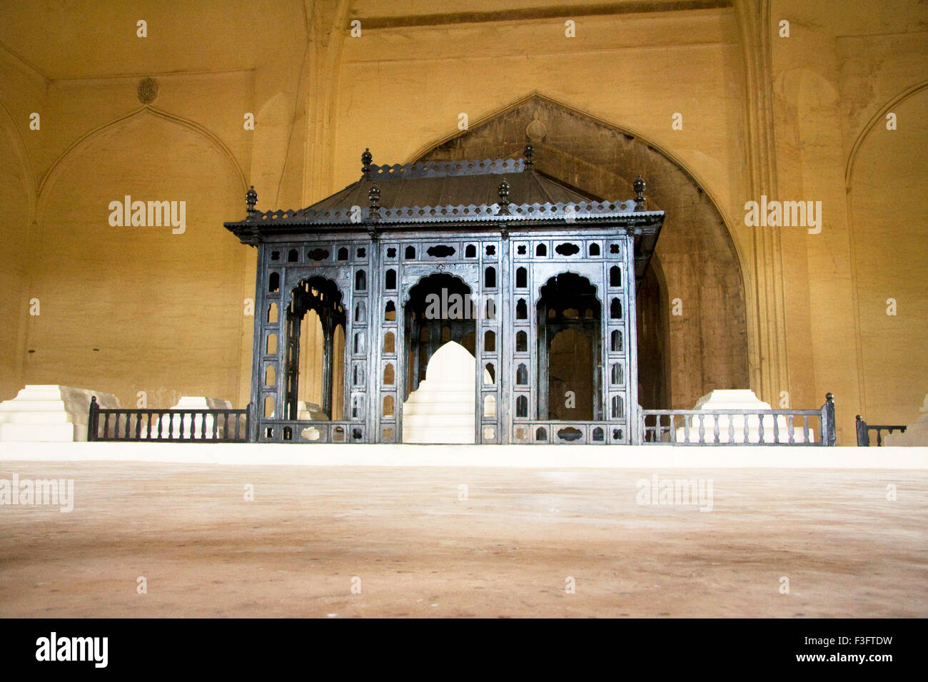 Gol gumbaz monumento è la tomba di muhammad adil shah D.C.1626 1656 ; Bijapur ; Karnataka ; India Foto Stock