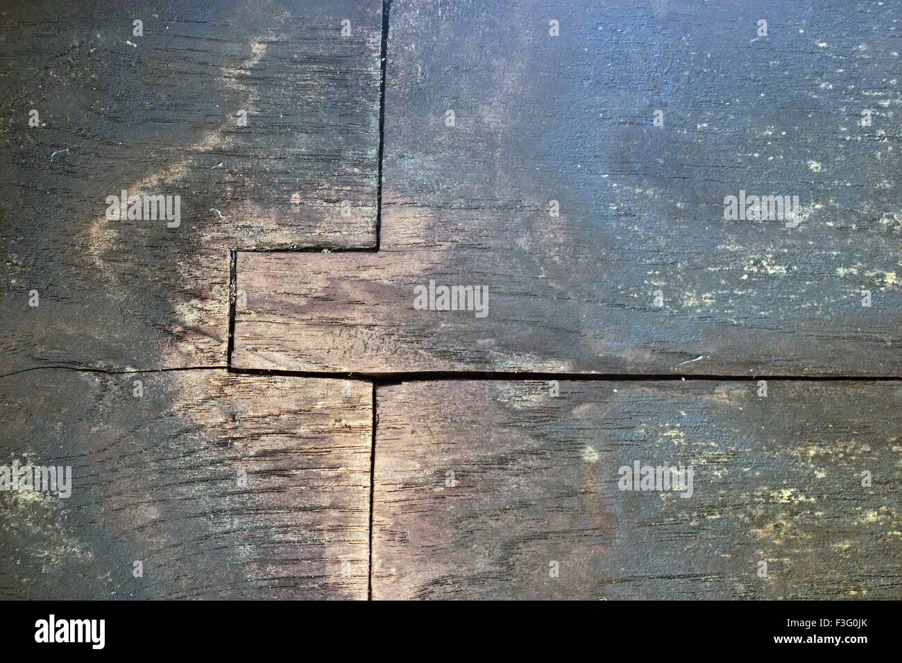 Sistema di incastro della trave in legno ; Nana Phadnavis Wada ; Menavali ; Wai ; Mahabaleshwar ; Maharashtra ; India Foto Stock