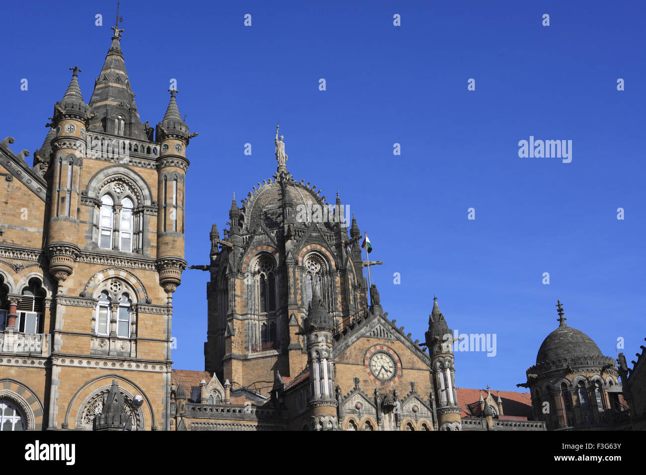 Chhatrapati Shivaji Terminus revival gotico vittoriano mescolate Stazione ferroviaria Bombay Mumbai Maharashtra Foto Stock
