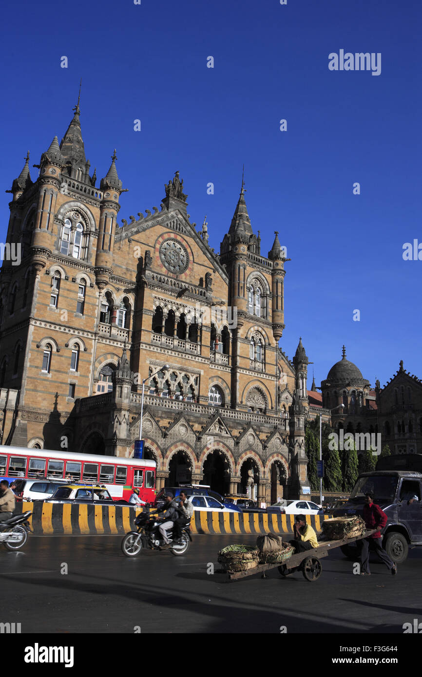 Chhatrapati Shivaji Terminus revival gotico vittoriano mescolate Stazione ferroviaria Bombay Mumbai Maharashtra Foto Stock