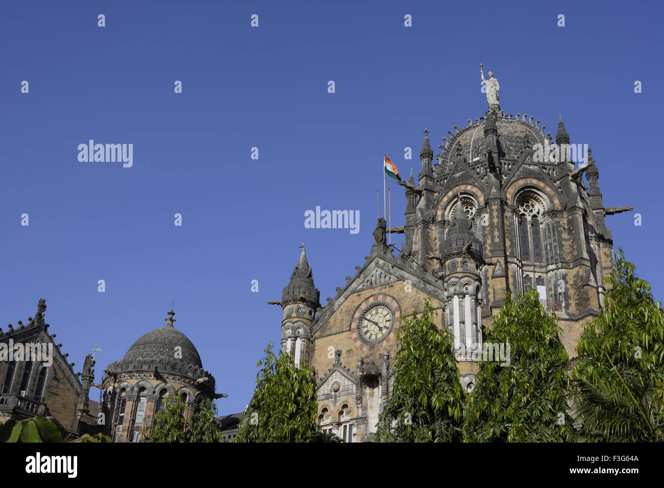 Chhatrapati Shivaji Terminus gotico vittoriano miscelato di architettura tradizionale stazione ferroviaria Bombay Mumbai Maharashtra Foto Stock