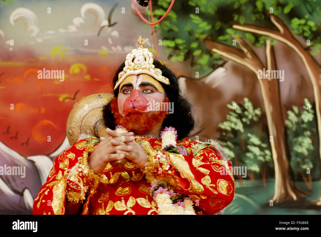Signore Hanuman a Ramleela Mahotsav al Parco Shivaji ; Dadar ; Bombay ora mumbai ; Maharashtra ; India Foto Stock
