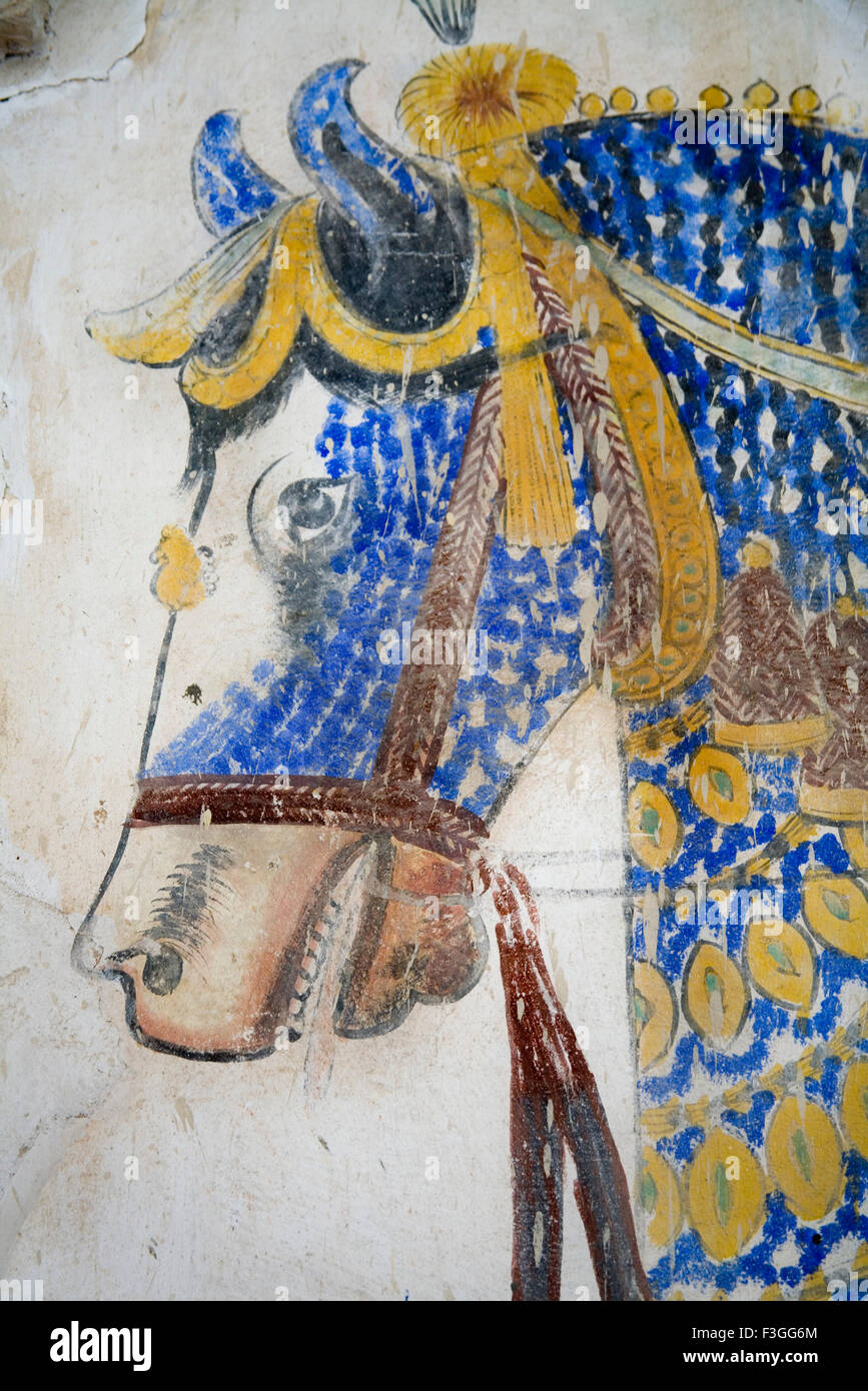 Pittura murale ; cavallo faccia dipinta sulla parete della ricca Palace Hotel ; Devigadh palace ; Village Delwada ; Udaipur Foto Stock