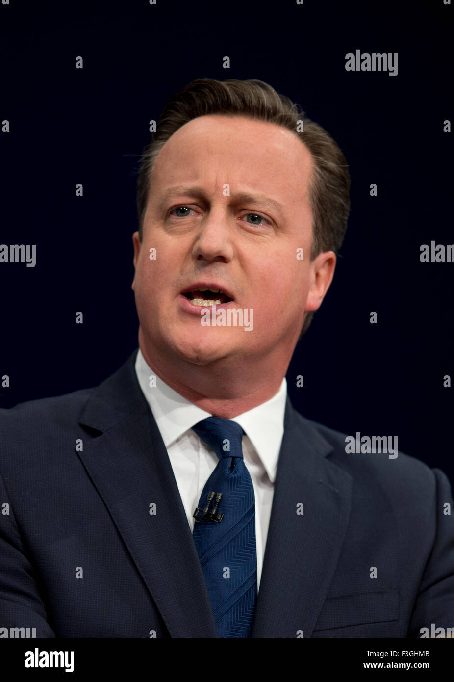 Manchester, Regno Unito. Il 7 ottobre 2015. Primo Ministro britannico David Cameron parla al giorno 4 del 2015 Congresso del Partito Conservatore di Manchester. Credito: Russell Hart/Alamy Live News. Foto Stock