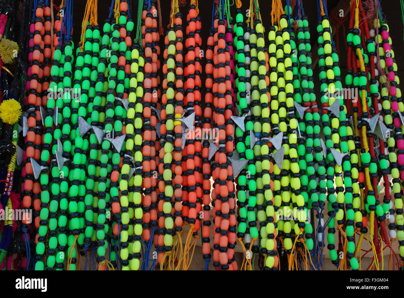 Materiale di decorazione del cammello, fiera di Pushkar, fiera del cammello di Pushkar, Kartik Mela, Pushkar Mela, Pushkar, Ajmer, Rajasthan, India, Asia Foto Stock