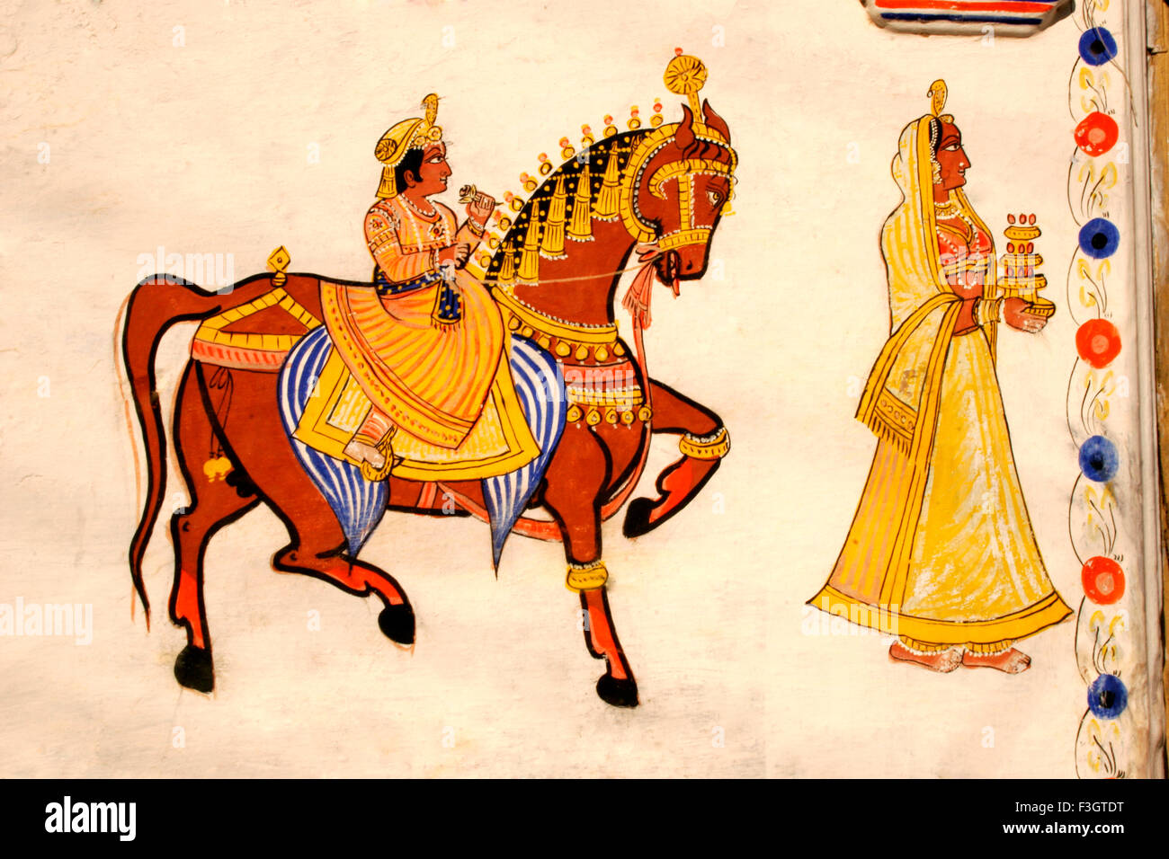 Pittura murale raffigurante il re a cavallo che viene incontro alla Regina ; Nathdwara ; Rajasthan ; India ; Asia Foto Stock
