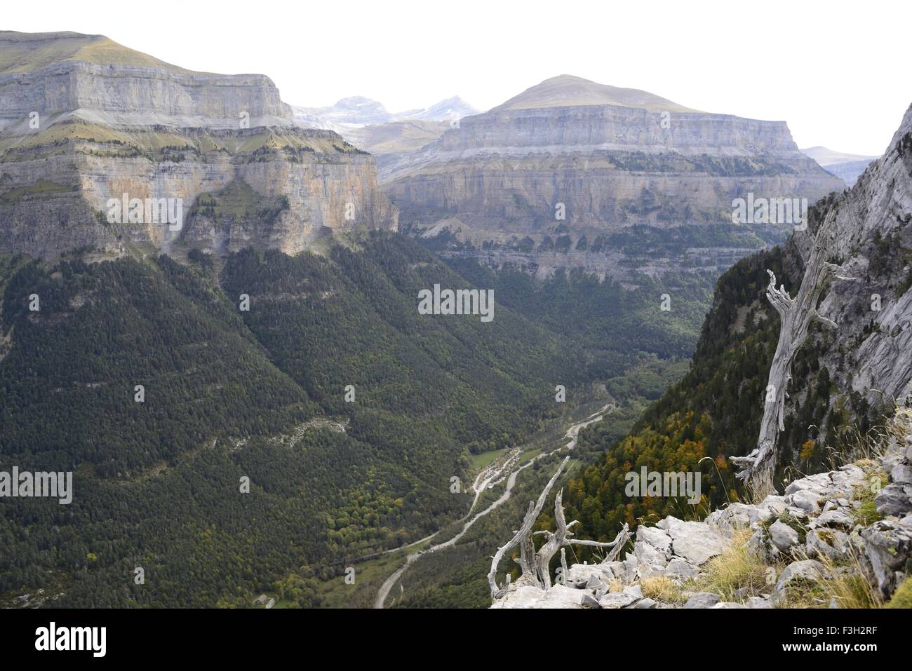 Ordesa il Parco Nazionale di Ordesa Valley nei Pirenei spagnoli Foto Stock