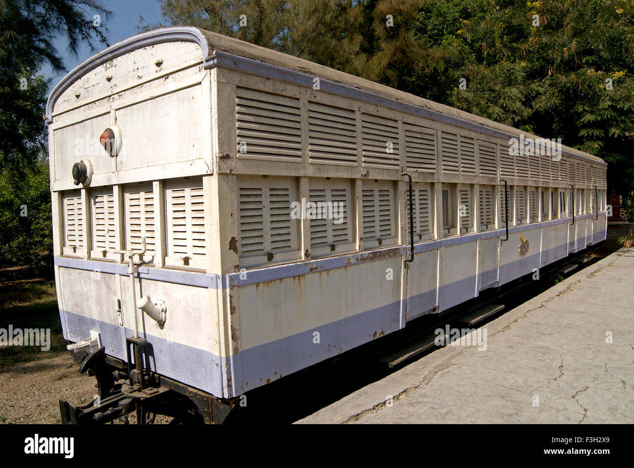 Compartimento del treno sulla pista, Gondal, Rajkot, Saurashtra, Gujarat, India, Asia Foto Stock