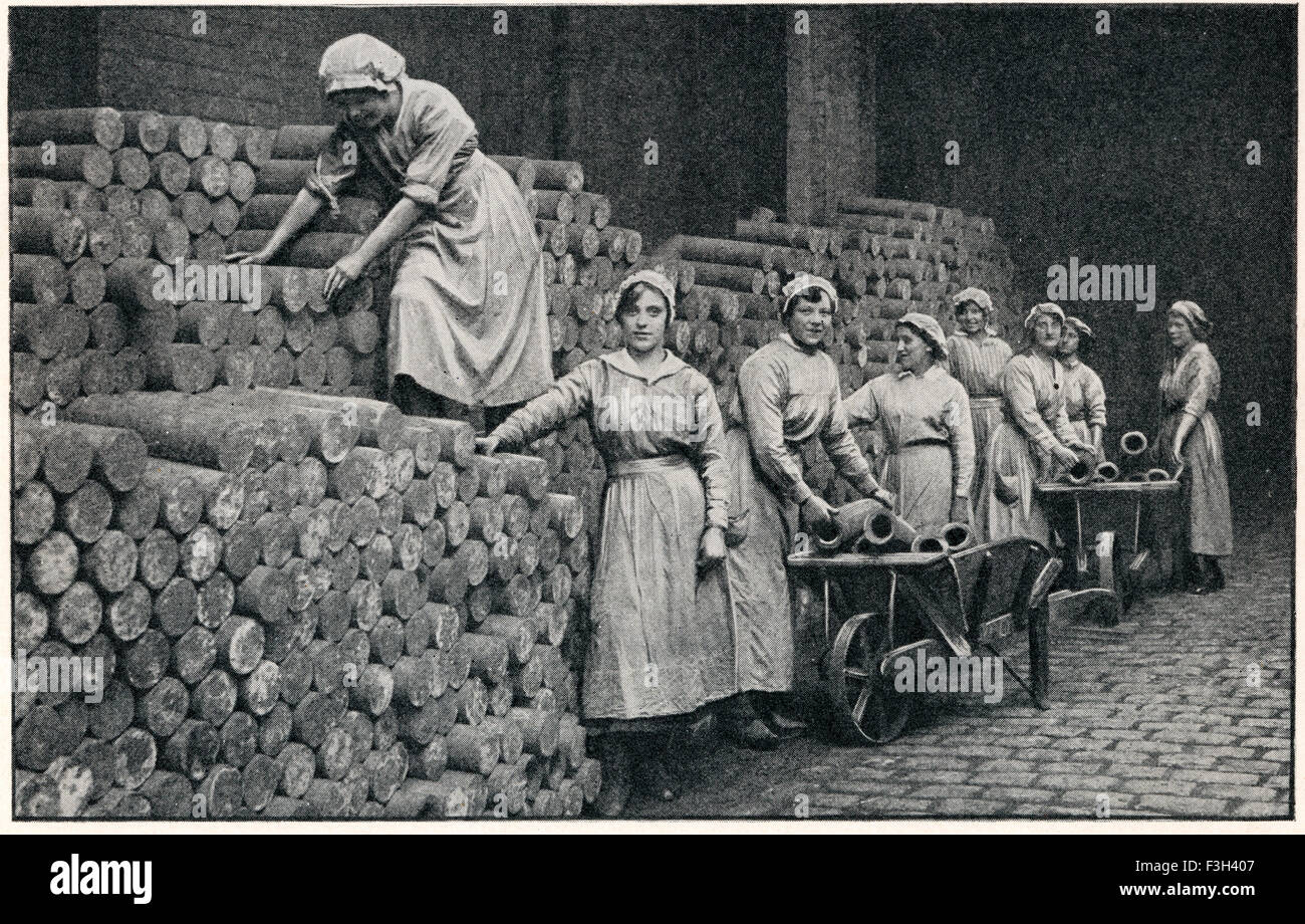 Donne prima guerra mondiale immagini e fotografie stock ad alta