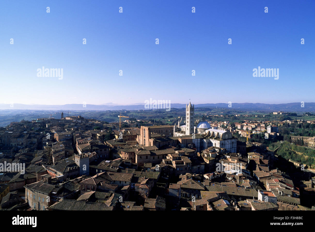 Italia, Toscana, Siena, vista sulla città dall'alto Foto Stock