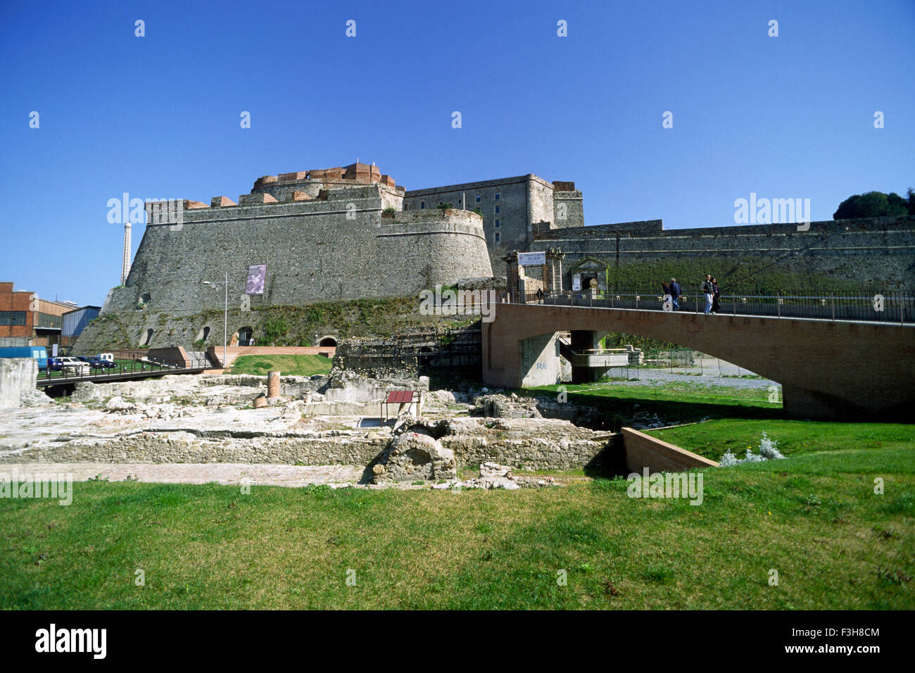 Italia, Liguria, Savona, fortezza di Priamar e scavi archeologici Foto Stock