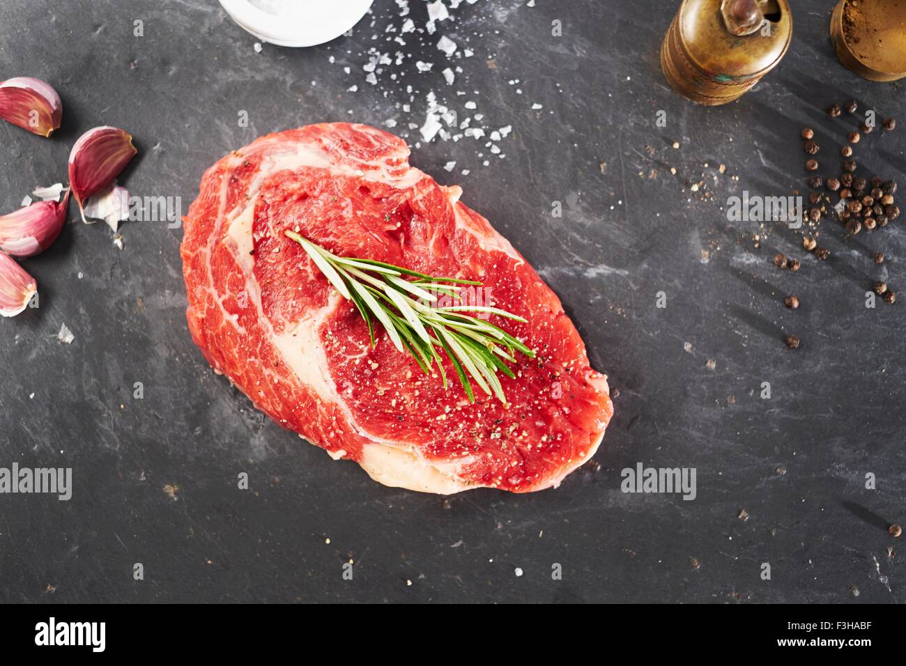 Bistecca di controfiletto, non cotte, close-up Foto Stock