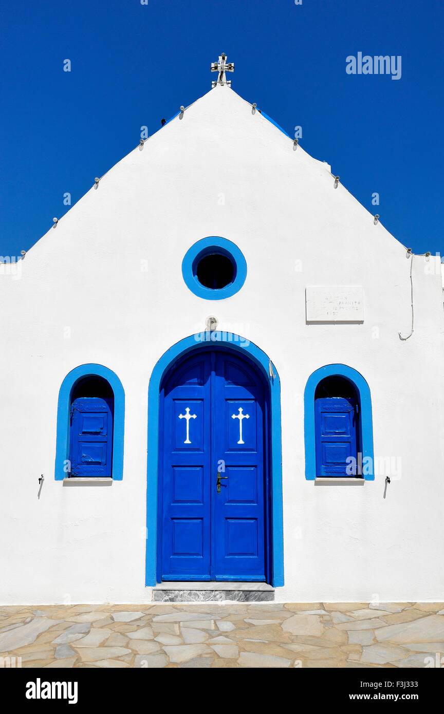 Un tradizionale chiesa ortodossa greca sull'isola di Santorini Grecia Foto Stock