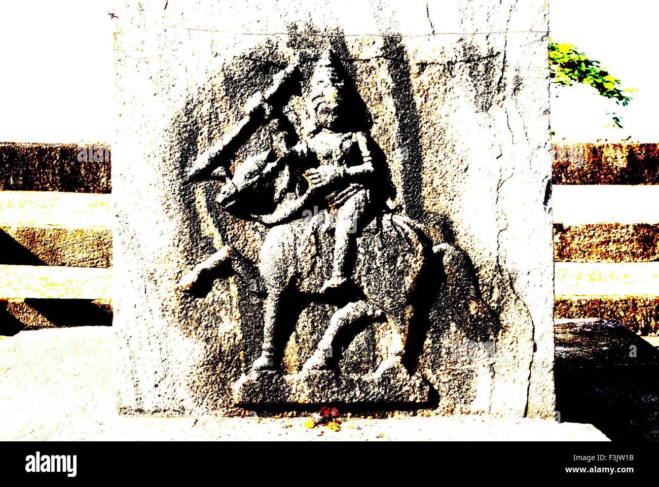 Statua in pietra di Bramha Yaksha su Gommata Betta nel distretto di Karkala Udupi Karnataka India asia Foto Stock