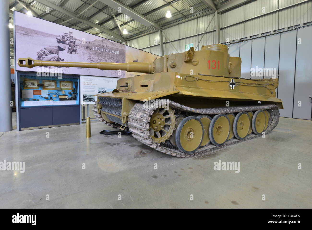 Tiger 131 è un tedesco Tiger I serbatoio pesante catturata dai britannici 48th Royal reggimento di serbatoio in Tunisia durante la Seconda Guerra Mondiale. Foto Stock