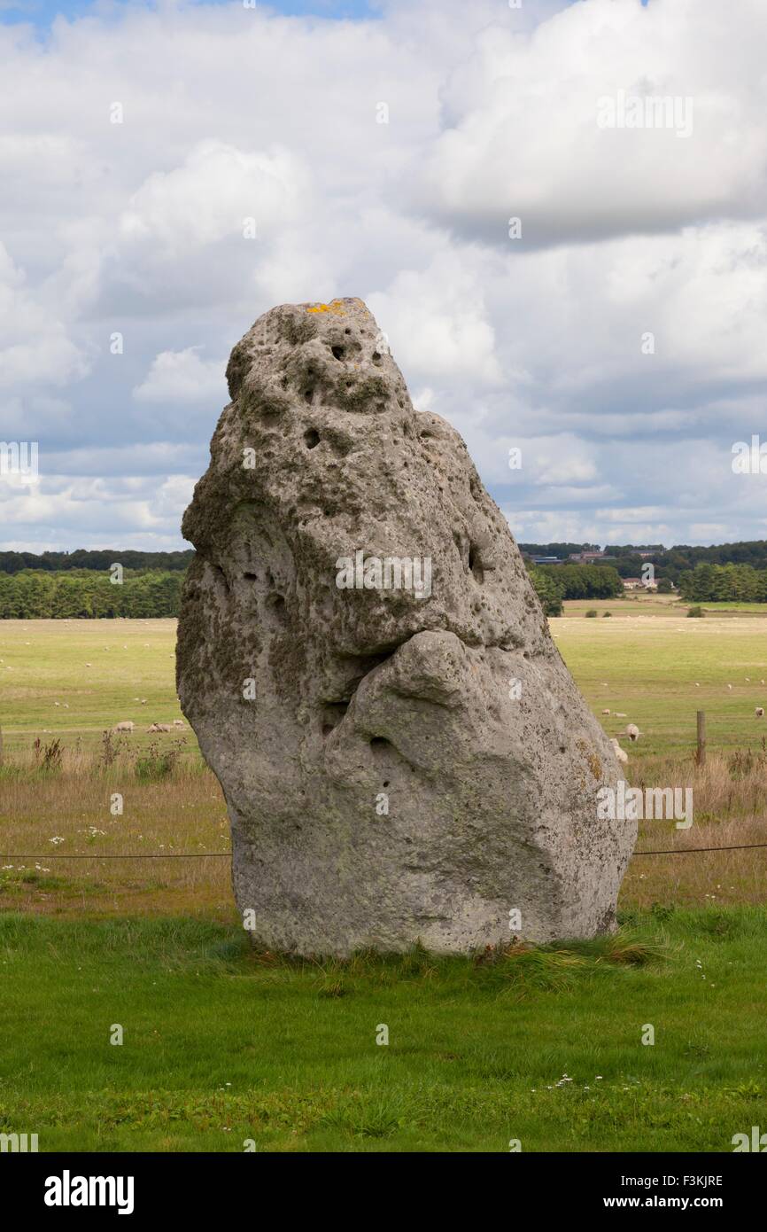 La Heel Stone a Stonehenge, Wiltshire, Inghilterra. Foto Stock