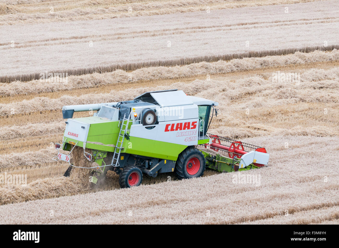 Immagine aerea di Claas Lexion 420 Mietitrebbia Foto Stock