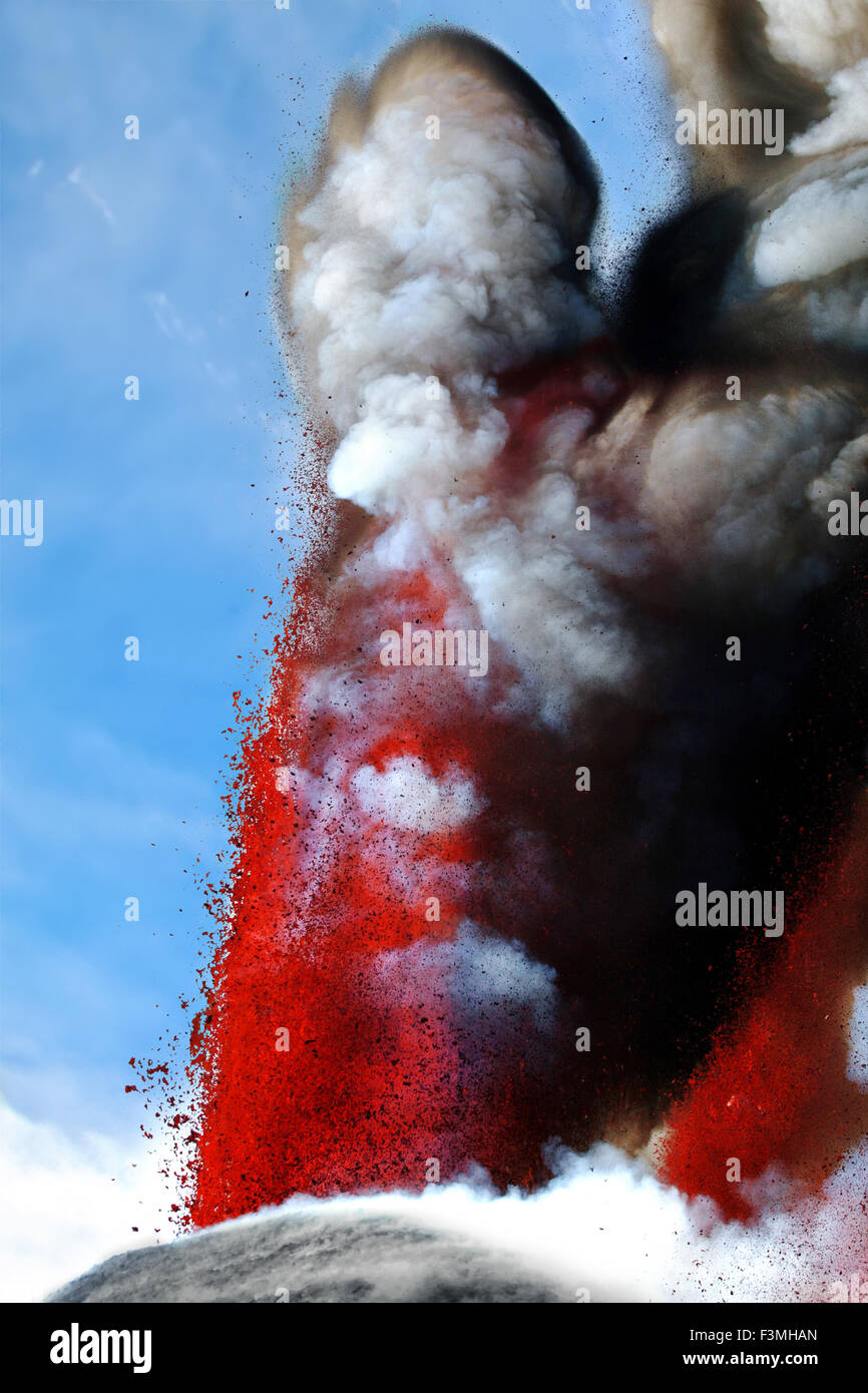 Etna eruzione del vulcano. Il monte Etna, Sicilia, Italia. Il 12 aprile 2012. Il flusso di lava. Credito: Wead/Alamy Live News Foto Stock