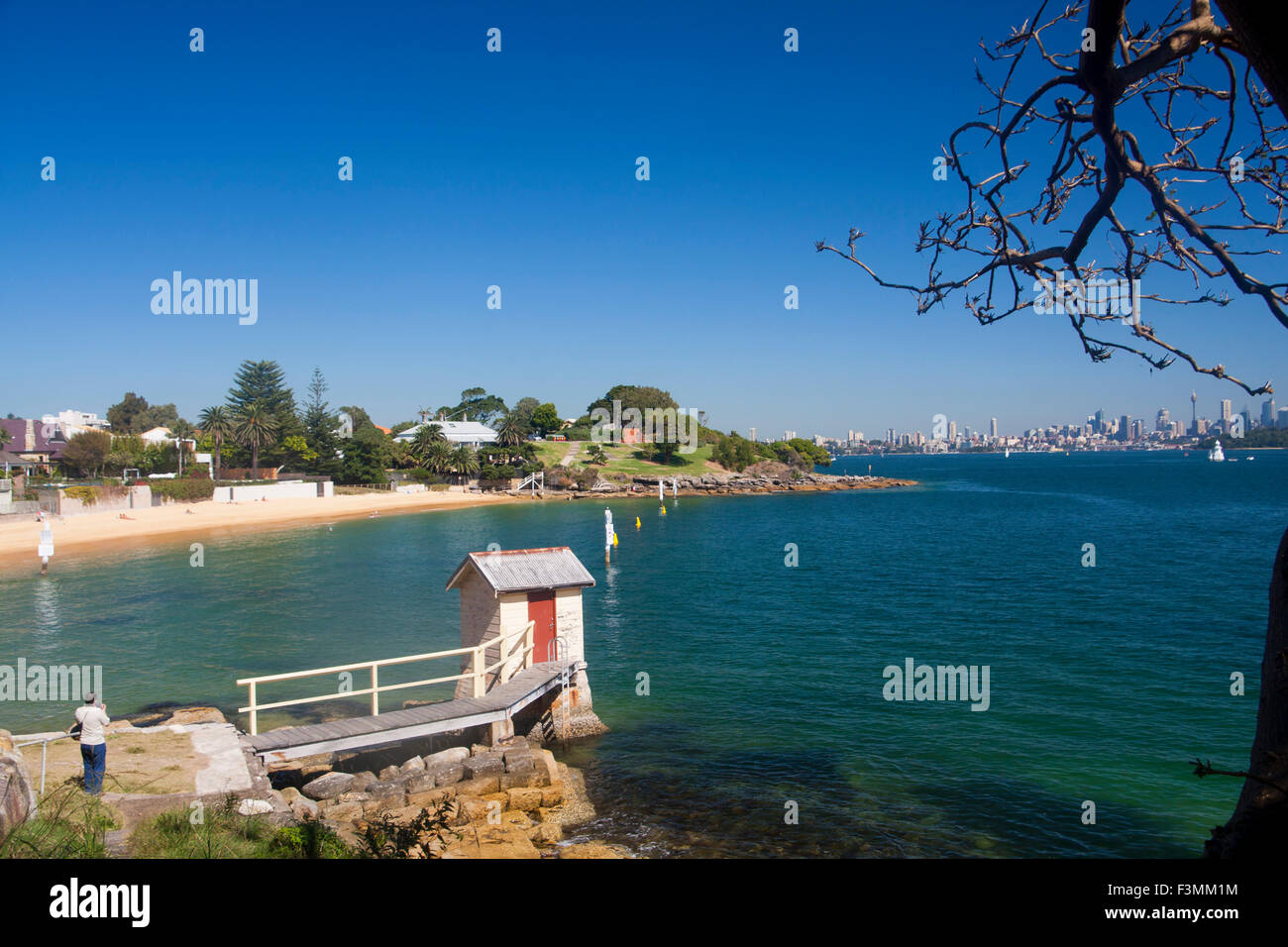 Camp Cove Beach con capanna in primo piano nei pressi di Watsons sobborghi Orientali Sydney New South Wales NSW Australia Foto Stock