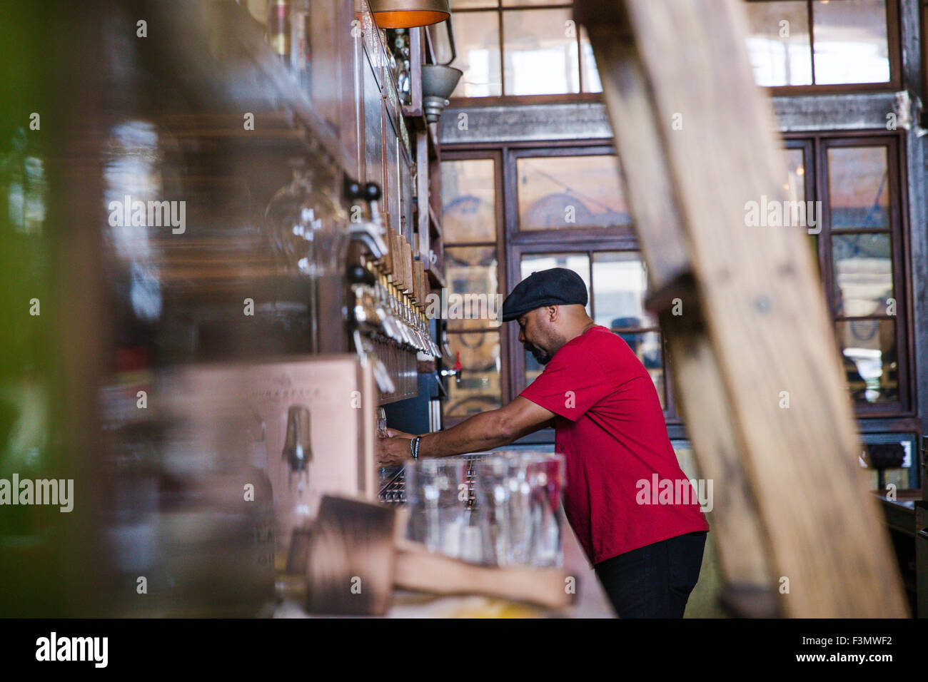 Una vista generale della Magnolia Brew House di San Francisco,CA. Foto Stock