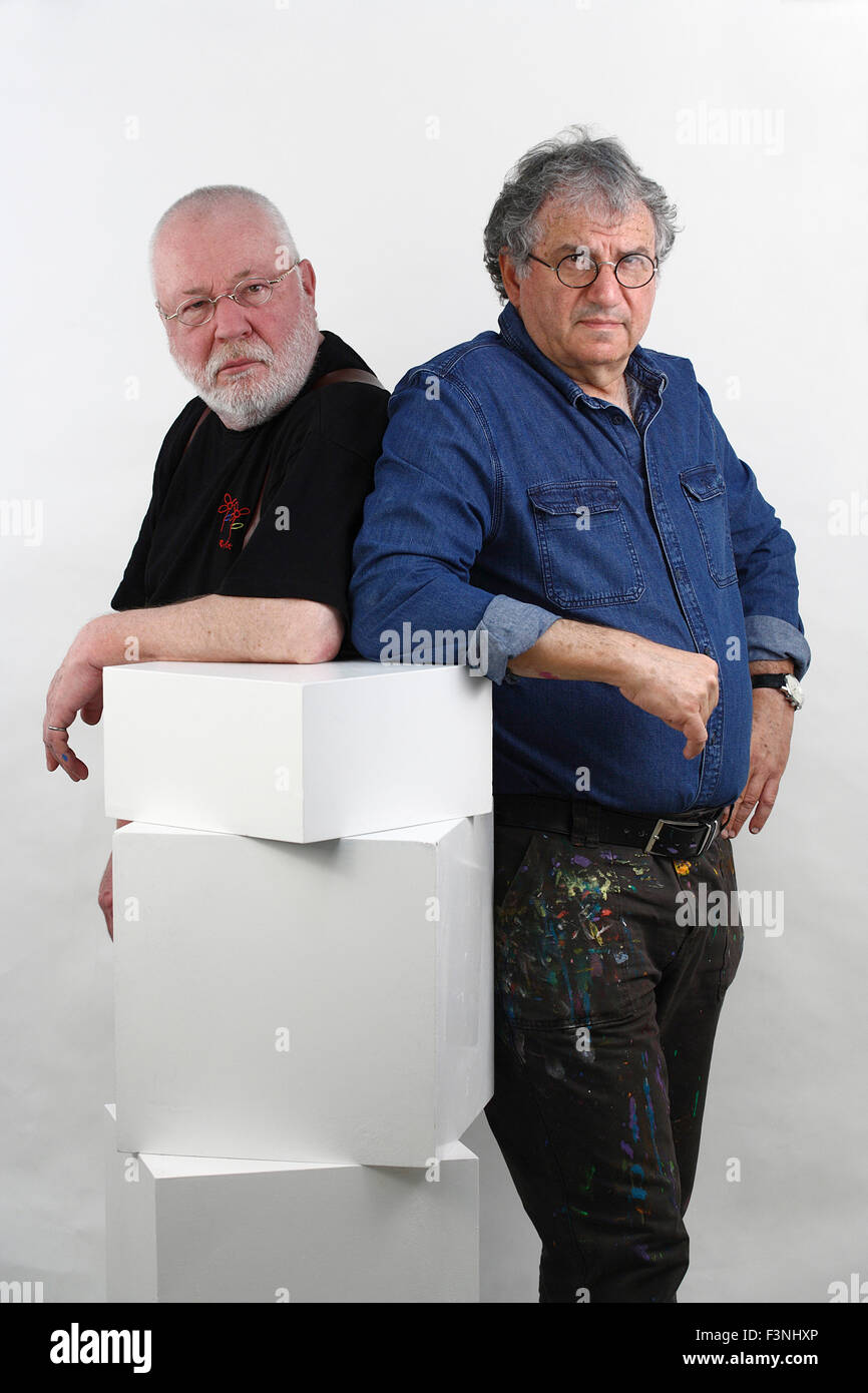 Studio shot con artista tedesco Otmar Alt (sinistra) e artista israeliano David Gerstein. Beit Shemesh, nei dintorni di Gerusalemme, Israele Foto Stock