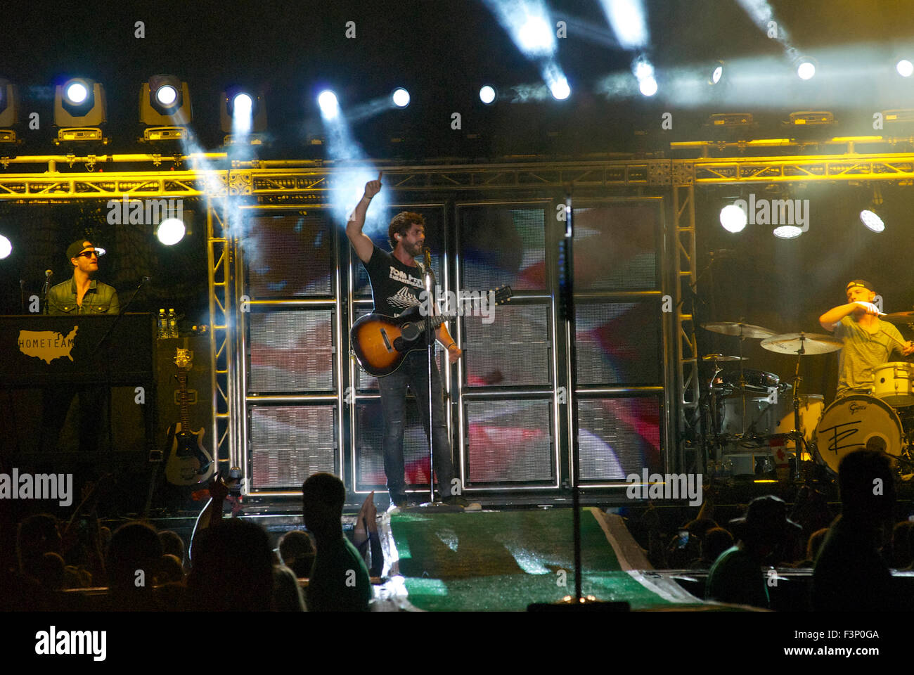 Manhattan Kansas 6-25-2015 Country Music star Thomas Rhett è l atto di chiusura stasera sul primo giorno del "Paese di potenziamento Stampede' a Manhattan Kansas Foto Stock