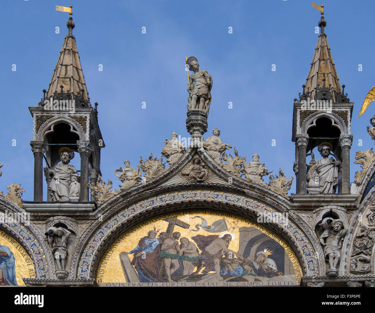VENEZIA, ITALIA - 05 MAGGIO 2015: Decorazione ornata della Basilica di San Marco (Basilica Cattedrale Patriarcale di San Marco) Foto Stock