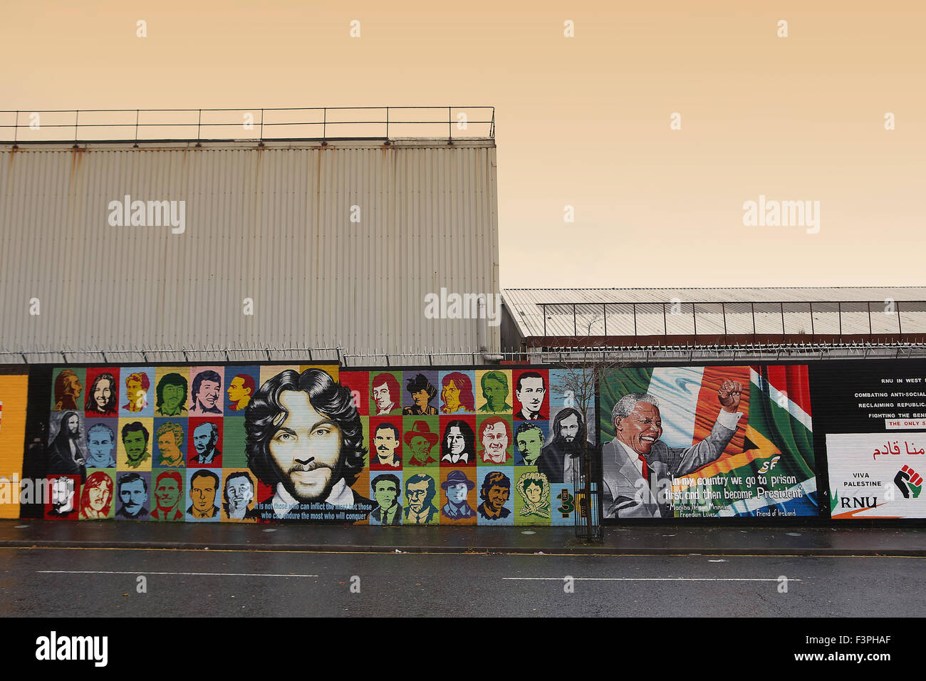 Politica murali repubblicano in Northumberland Street.parte occidentale di Belfast, Irlanda del Nord Foto Stock