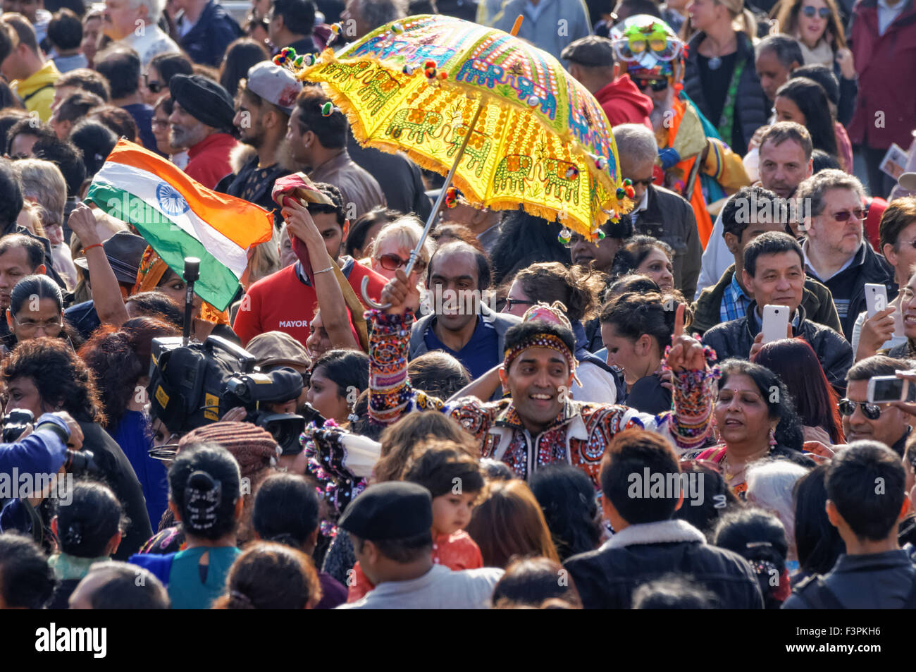 Celebrazioni Diwali a Trafalgar Square, Londra England Regno Unito Regno Unito Foto Stock