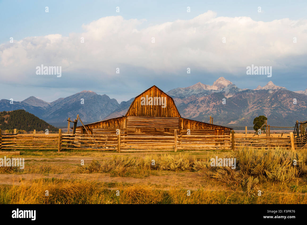John storico Moulton Homestead (c 1910), Fila Mormone Historic District, il Parco Nazionale del Grand Teton, Wyoming USA Foto Stock