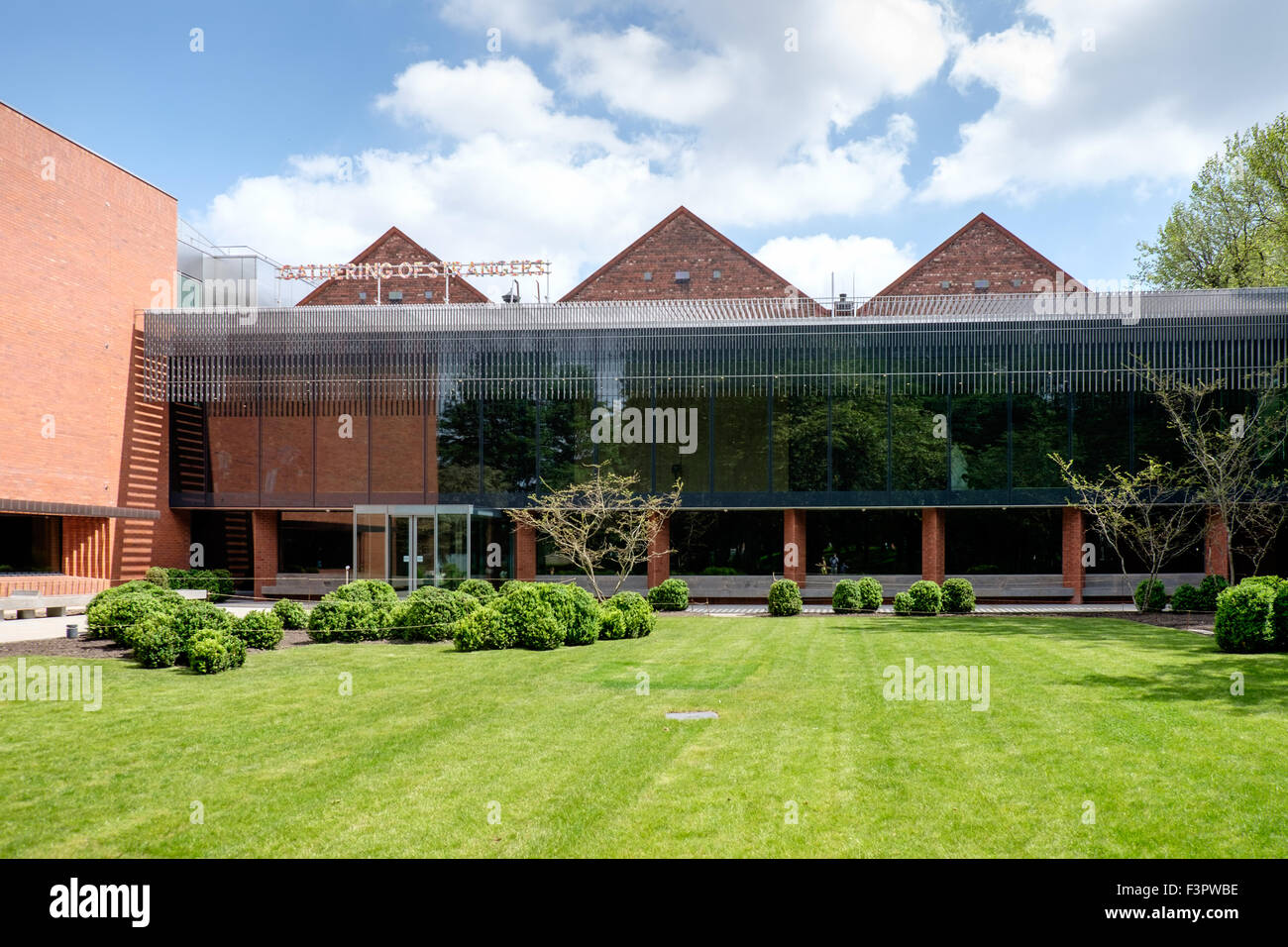 Vista posteriore di Whitworth Art Gallery, Oxford Road, Manchester, Regno Unito Foto Stock