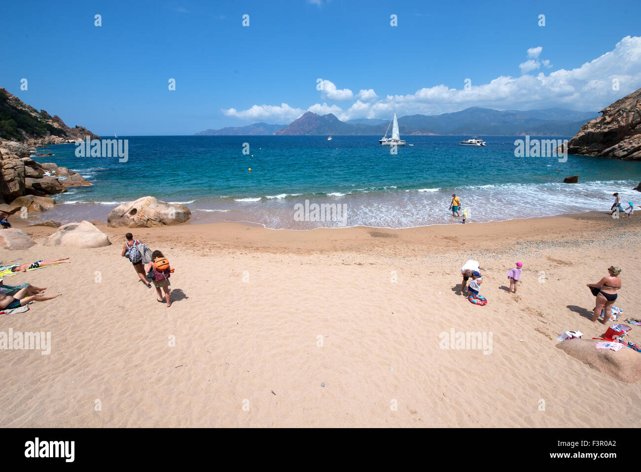 Appartata piccola e bella spiaggia a marino de ficajola, piana, Corsica, Francia Foto Stock