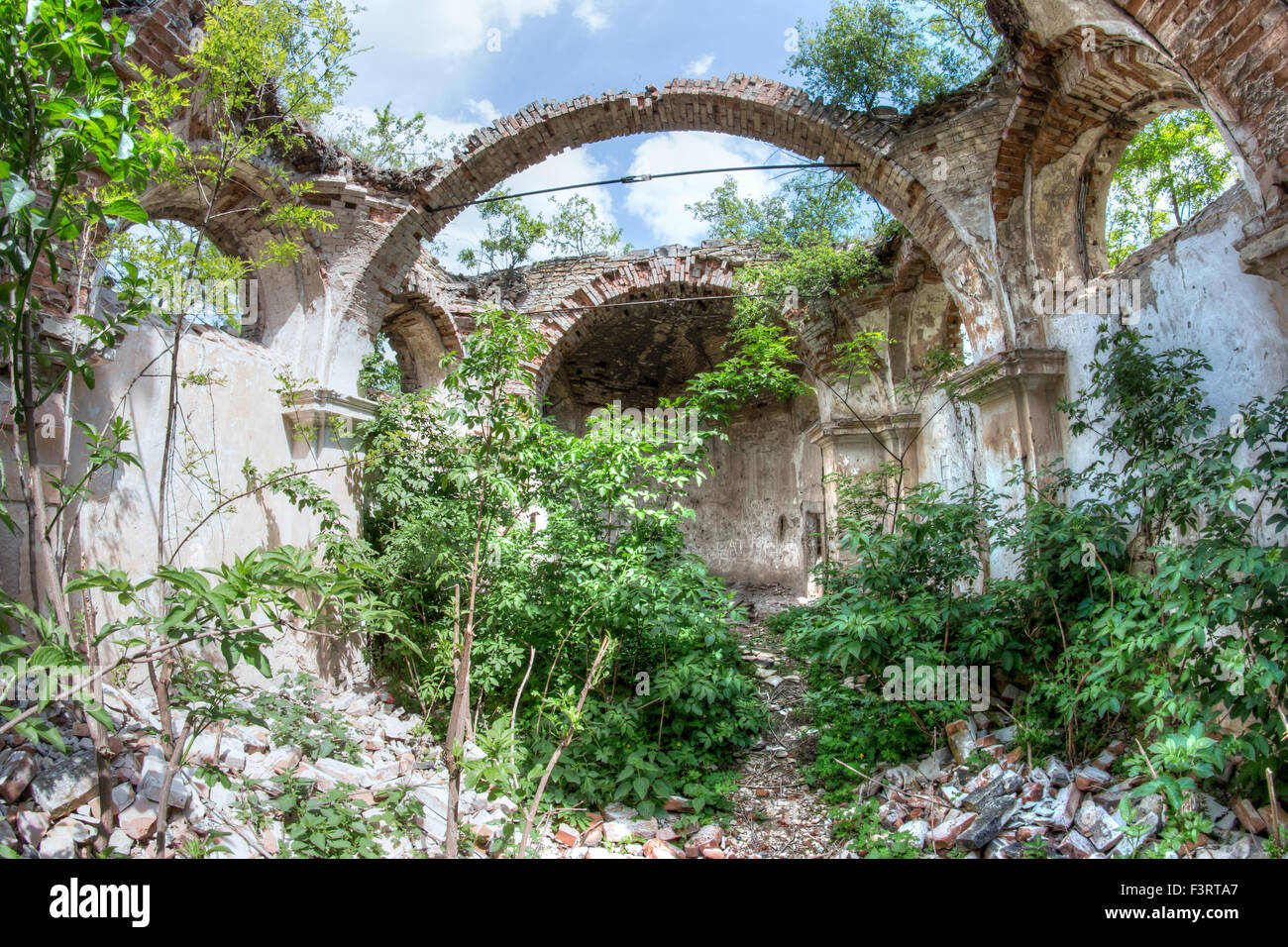 Le rovine della chiesa di San Venceslao, Hrusovany, Repubblica Ceca Foto Stock