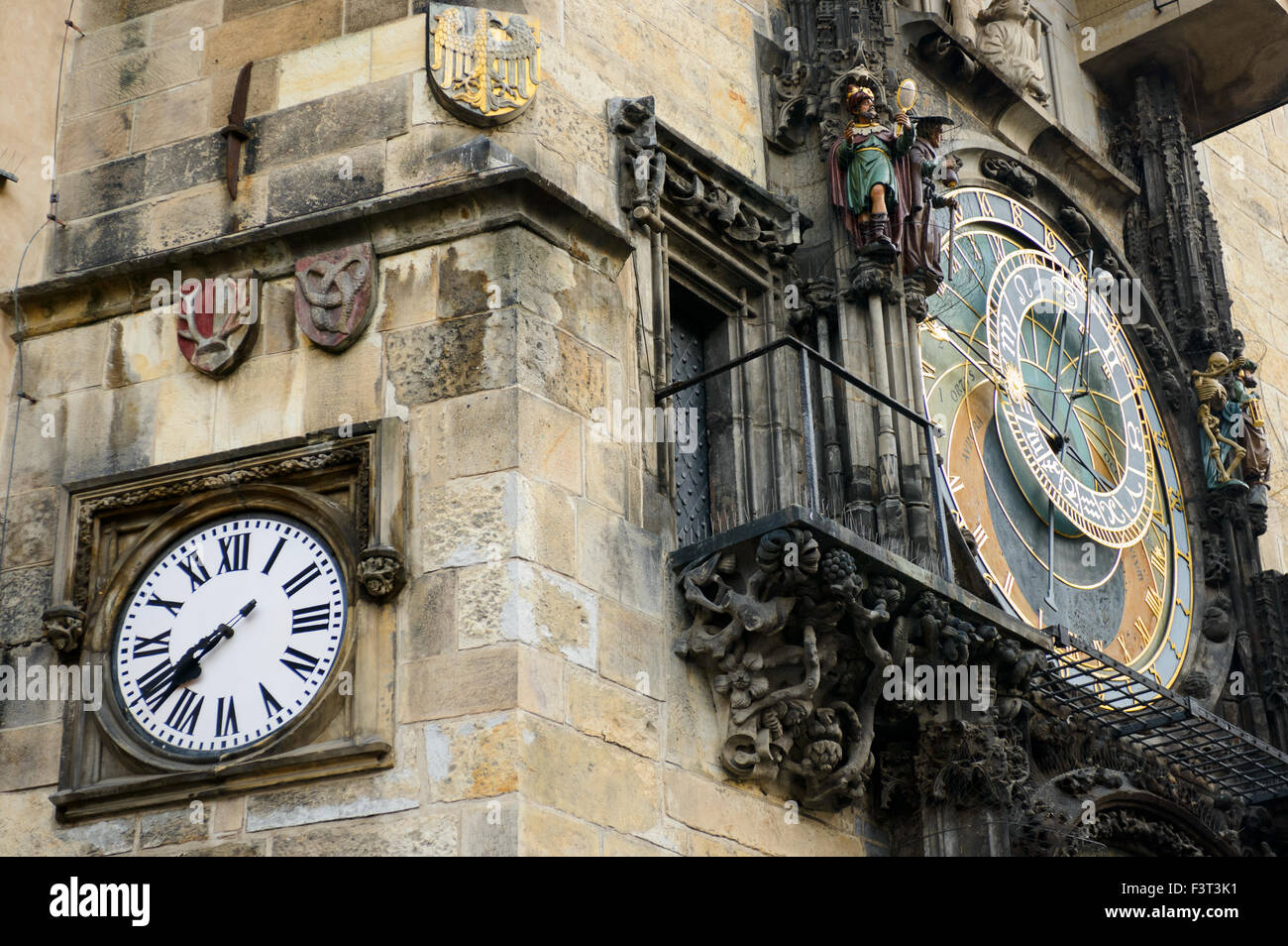 L'Orologio Astronomico presso il Municipio della Città Vecchia, la Piazza della Città Vecchia di Praga, Repubblica Ceca Foto Stock