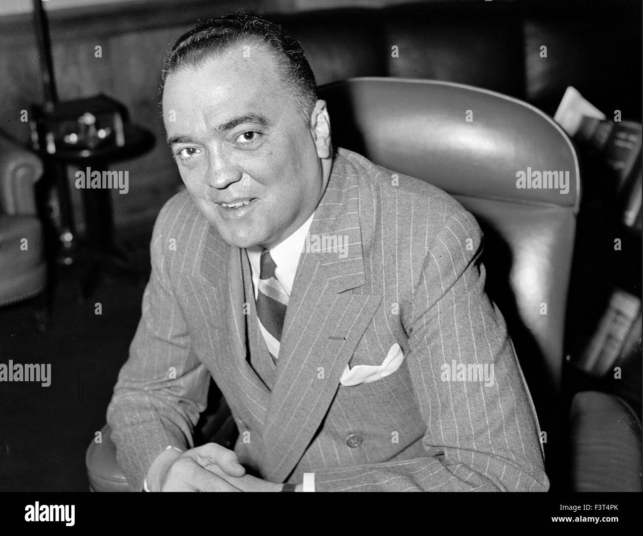 JOHN Edgar Hoover (1895-1972), primo direttore del FBI, qui in aprile1940. Foto Harris & Ewing Foto Stock