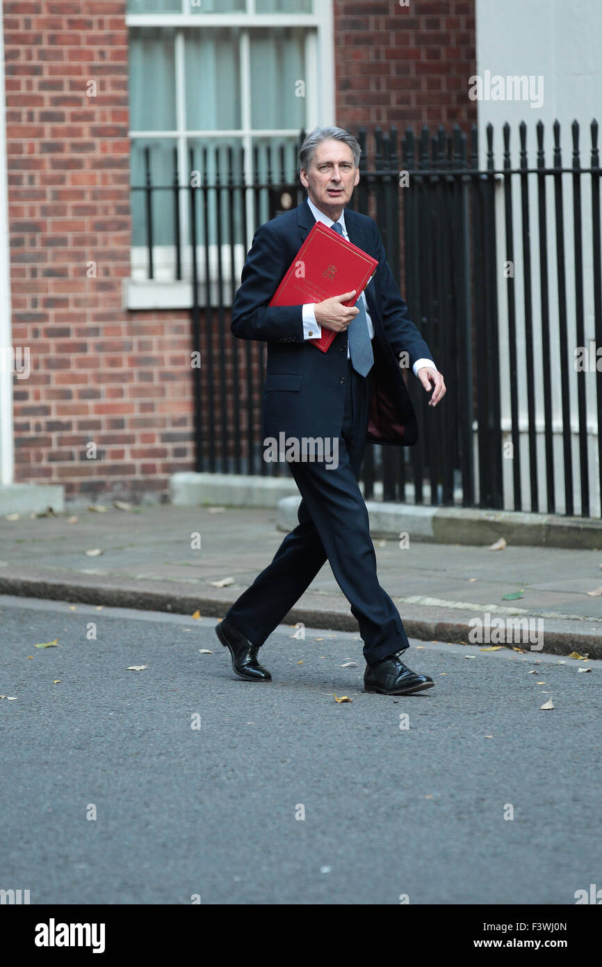 Londra, UK, 13 ottobre 2015. Segretario di Stato per gli affari esteri Philip Hammond visto al 10 di Downing Street a Londra Foto Stock