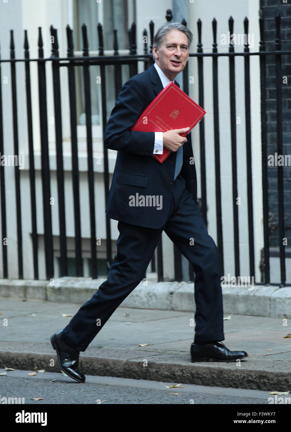 Londra, UK, 13 ottobre 2015. Segretario di Stato per gli affari esteri Philip Hammond visto al 10 di Downing Street a Londra Foto Stock